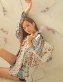 Blackpink Jisoo Fashion Elle Korea Magazine April 2018