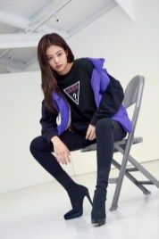 1-BLACKPINK-GUESS-Lotte-Wherever-GUESS
