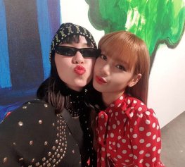 13-BLACKPINK Lisa Michael Kors New York Fashion Week 2018