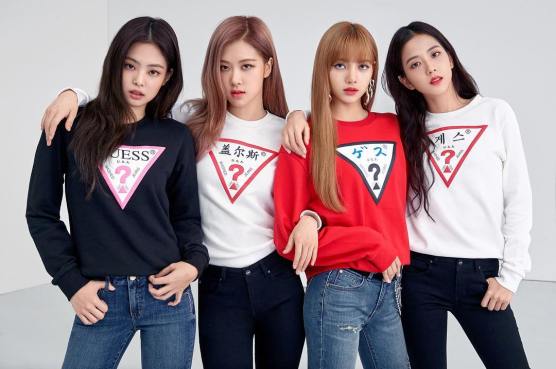 2-BLACKPINK-GUESS-LOTTE-Department-Store
