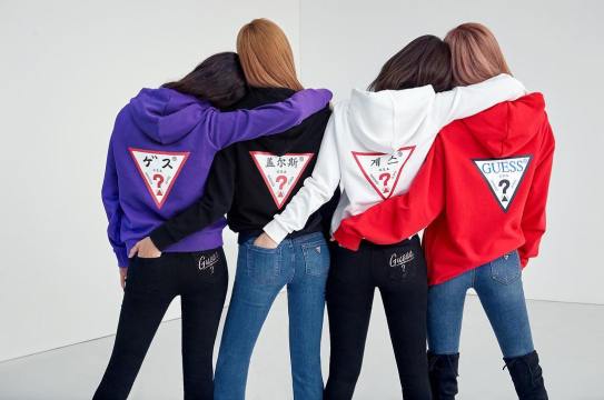 2-BLACKPINK-GUESS-Lotte-Shopping-Instagram-Photo