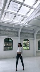 2-BLACKPINK Jisoo GUESS Instagram Photo