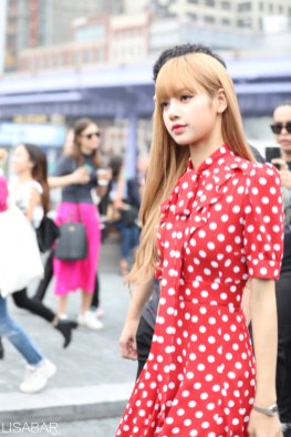 22-BLACKPINK Lisa Michael Kors New York Fashion Week 2018