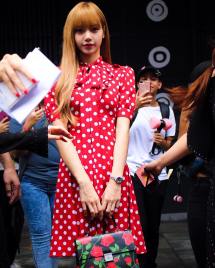 32-BLACKPINK Lisa Michael Kors New York Fashion Week 2018