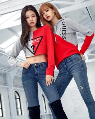 4-BLACKPINK-GUESS-Lotte-Wherever-GUESS