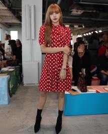 50-BLACKPINK Lisa Michael Kors New York Fashion Week 2018