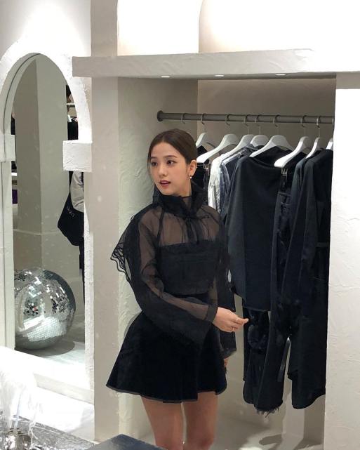 5-BLACKPINK Jisoo ADEKUVER Launch Event 11 October 2018 Instagram