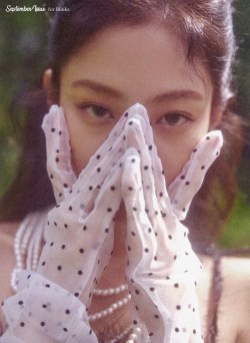 17-HQ Scan BLACKPINK Jennie SOLO Photobook