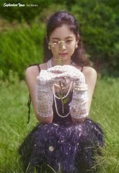 18-HQ Scan BLACKPINK Jennie SOLO Photobook