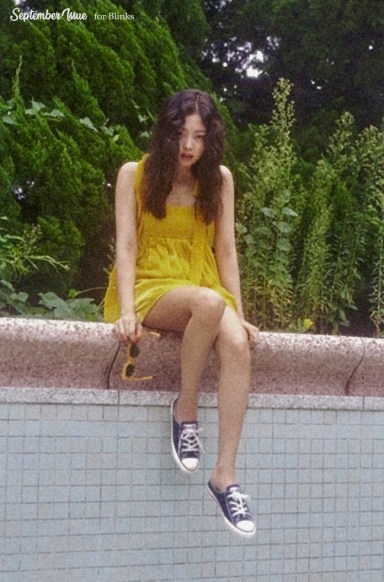 26-HQ Scan BLACKPINK Jennie SOLO Photobook
