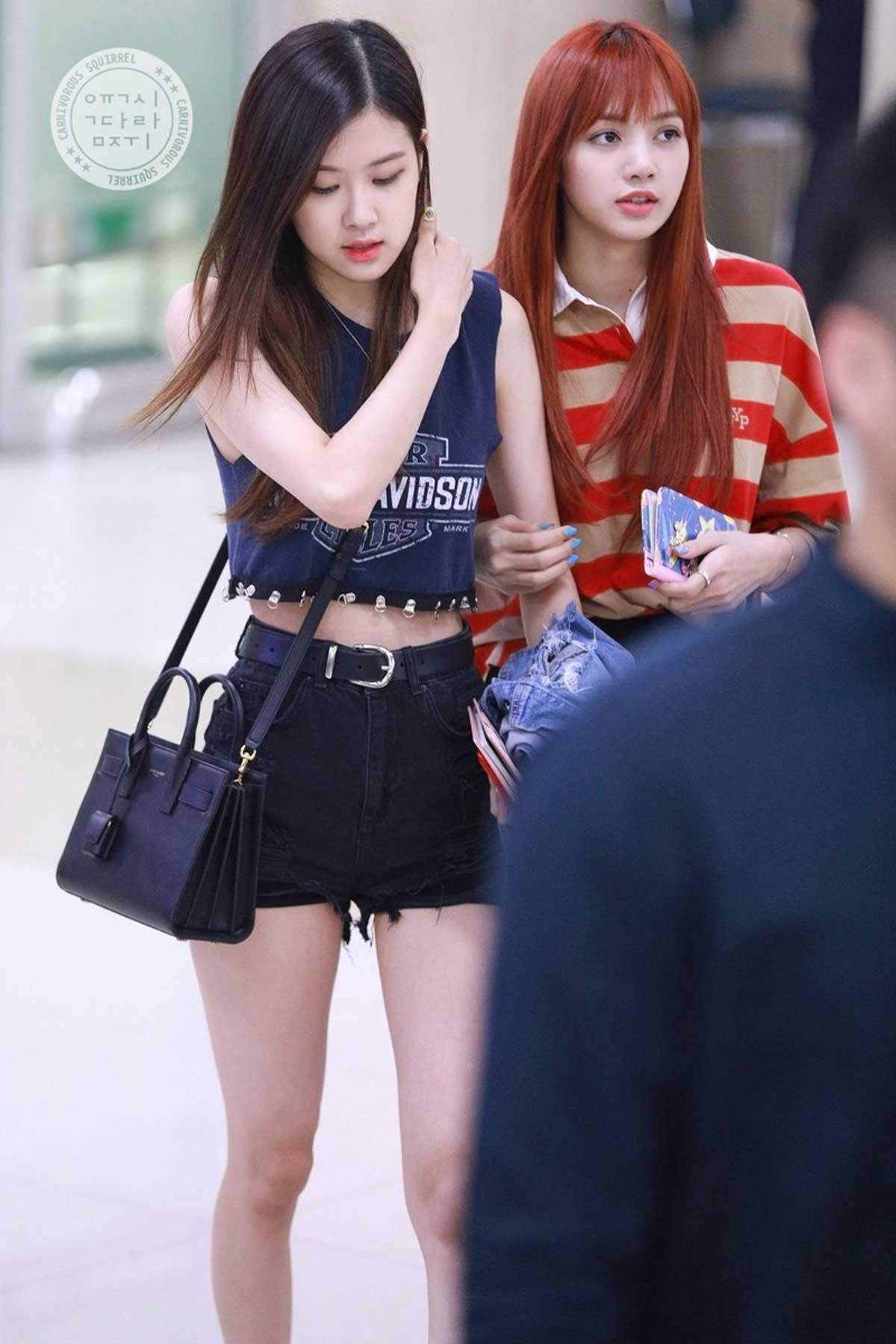 Blackpink-Rose-Lisa-Airport-Fashion-7-August-2017-Gimpo-3