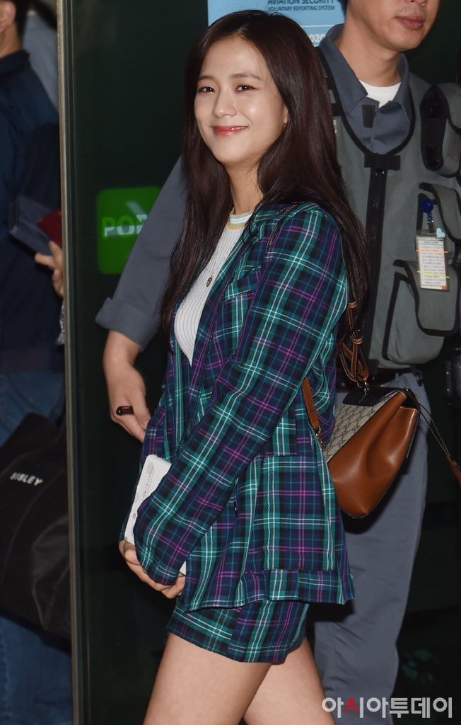 Blackpink Jisoo Airport Fashion 20 April 2018