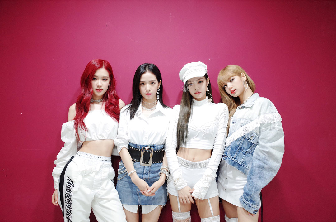 BLACKPINK-Instagram-Photo-Music-Core-win-white-outfit-2