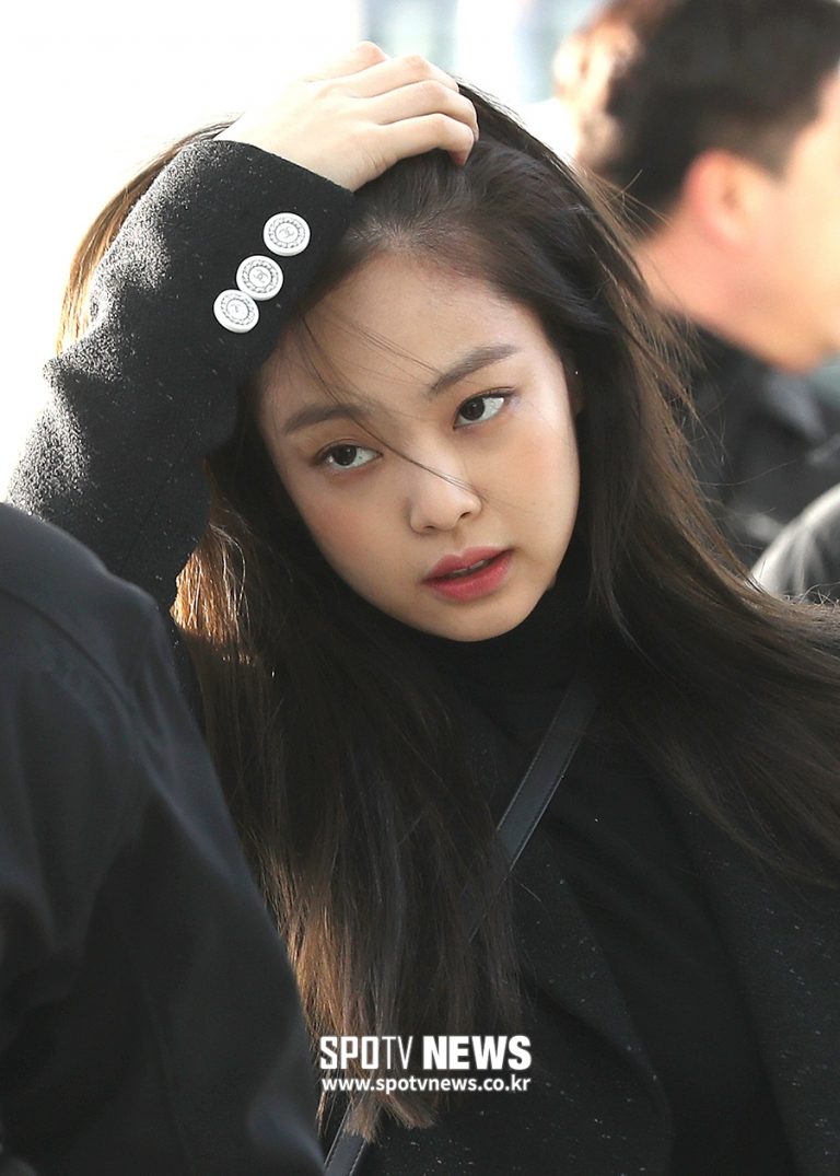 BLACKPINK at Incheon Airport Heading to Thailand on January 9, 2019