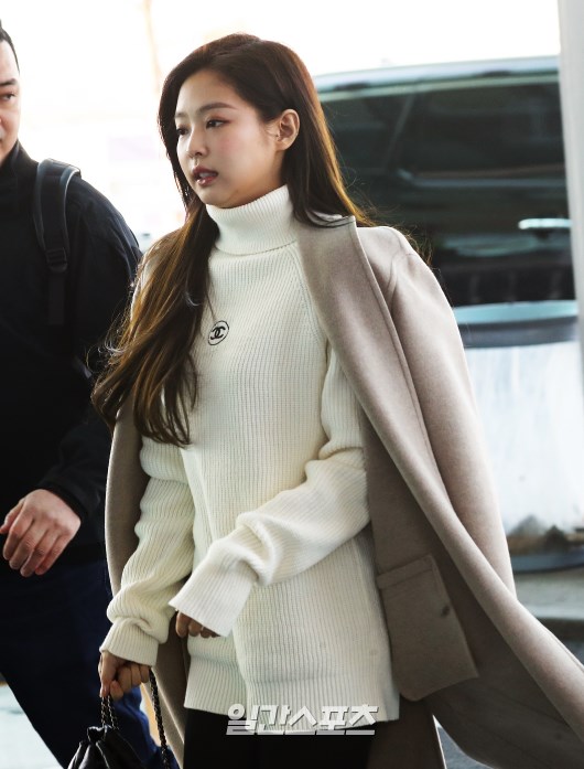 Jennie's Airport Fashion 💕💕, Wiki