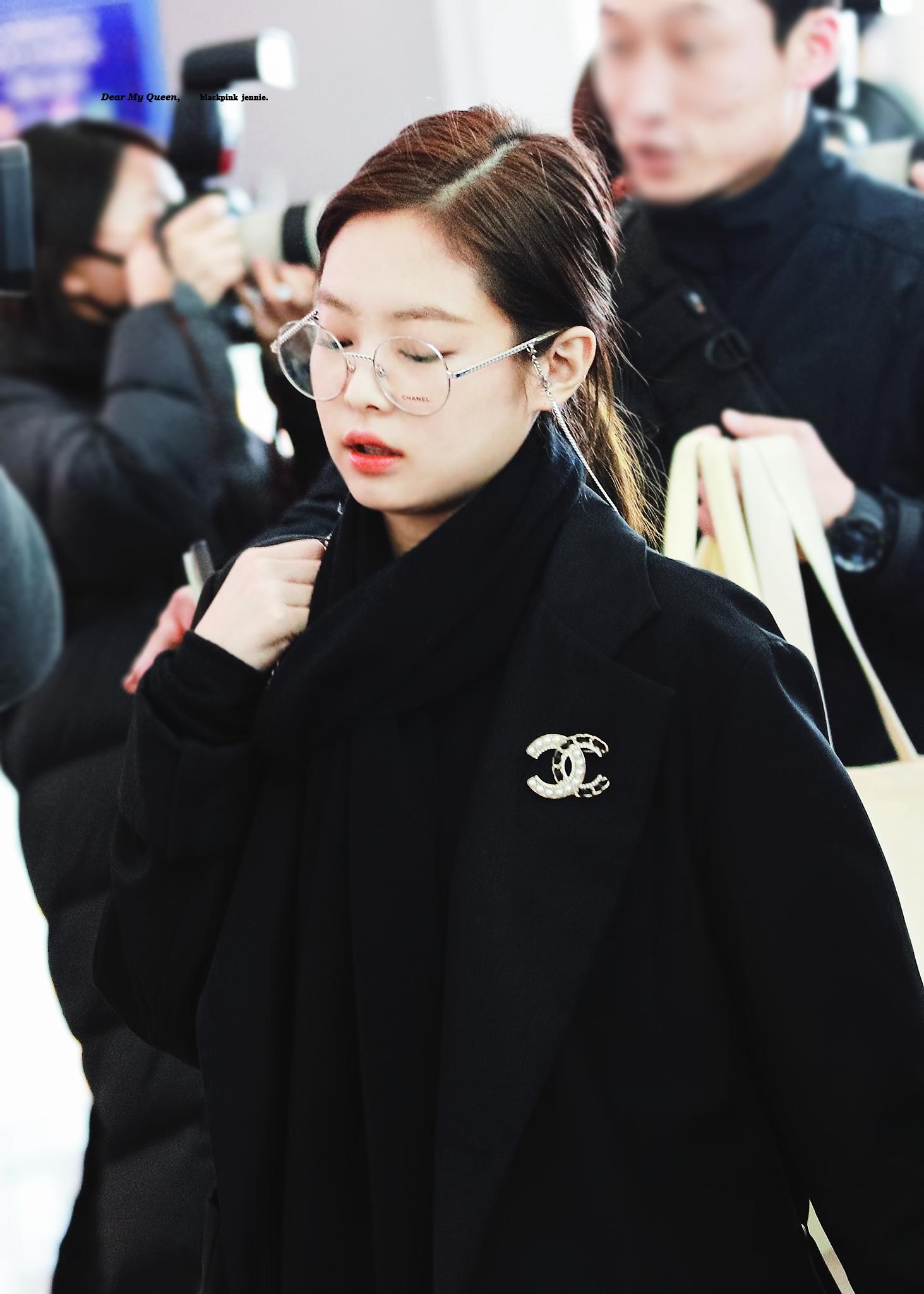 Jennie Airport Photos at Incheon to Singapore on February 14, 2019
