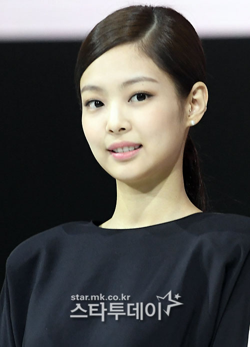 16-BLACKPINK Jennie Seoul Motor Show KIA Global Ambassador