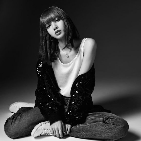 Lisa BLACKPINK Stars Madame FIGARO Japan Magazine