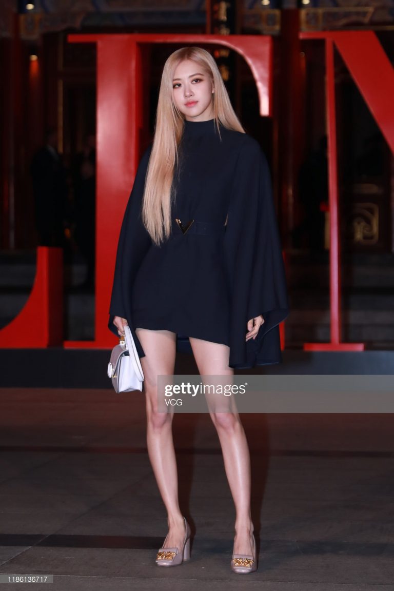 Rosé BLACKPINK Attends VALENTINO Fashion Event in China