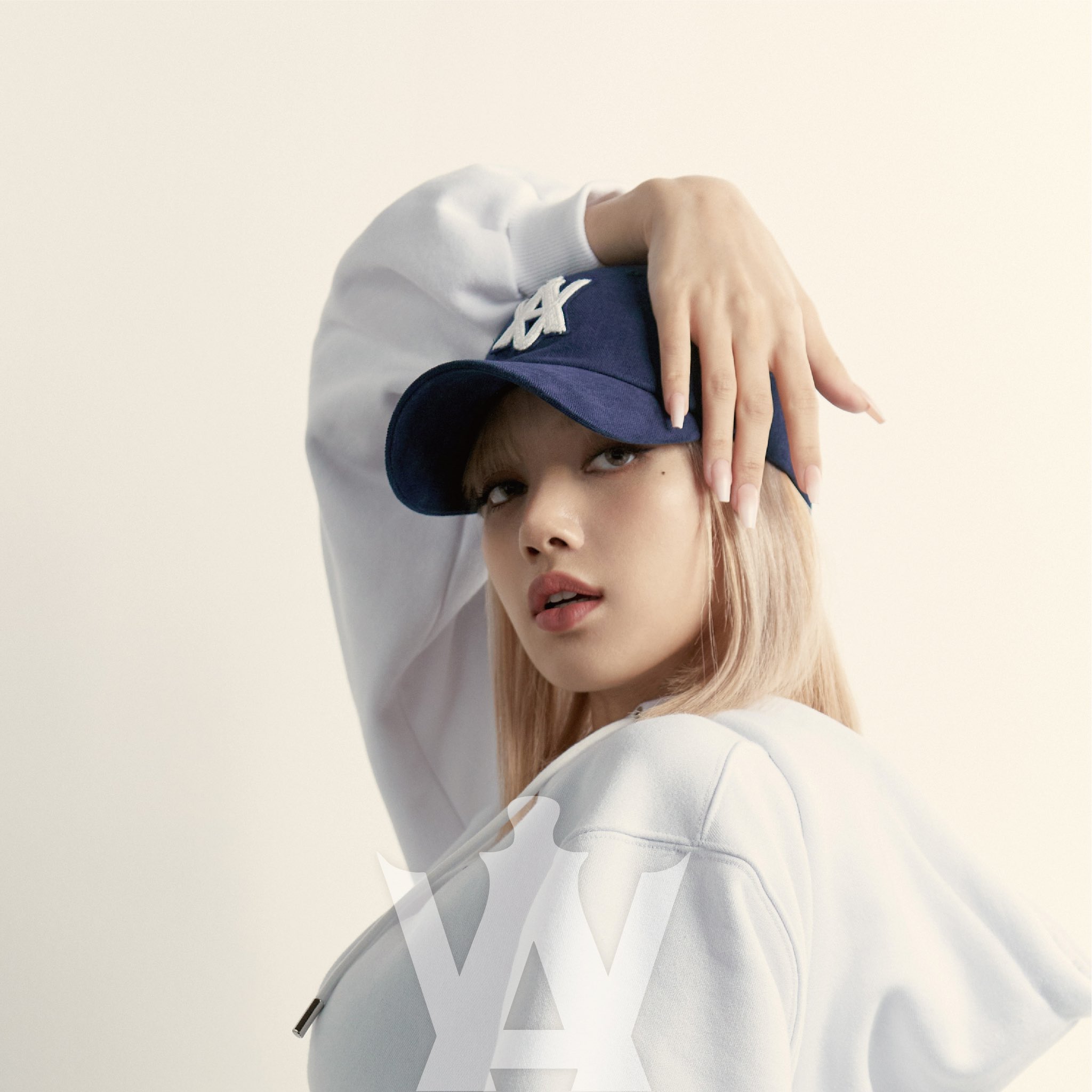 BLACKPINK Lisa acmé de la vie (ADLV) Korean Streetwear Brand