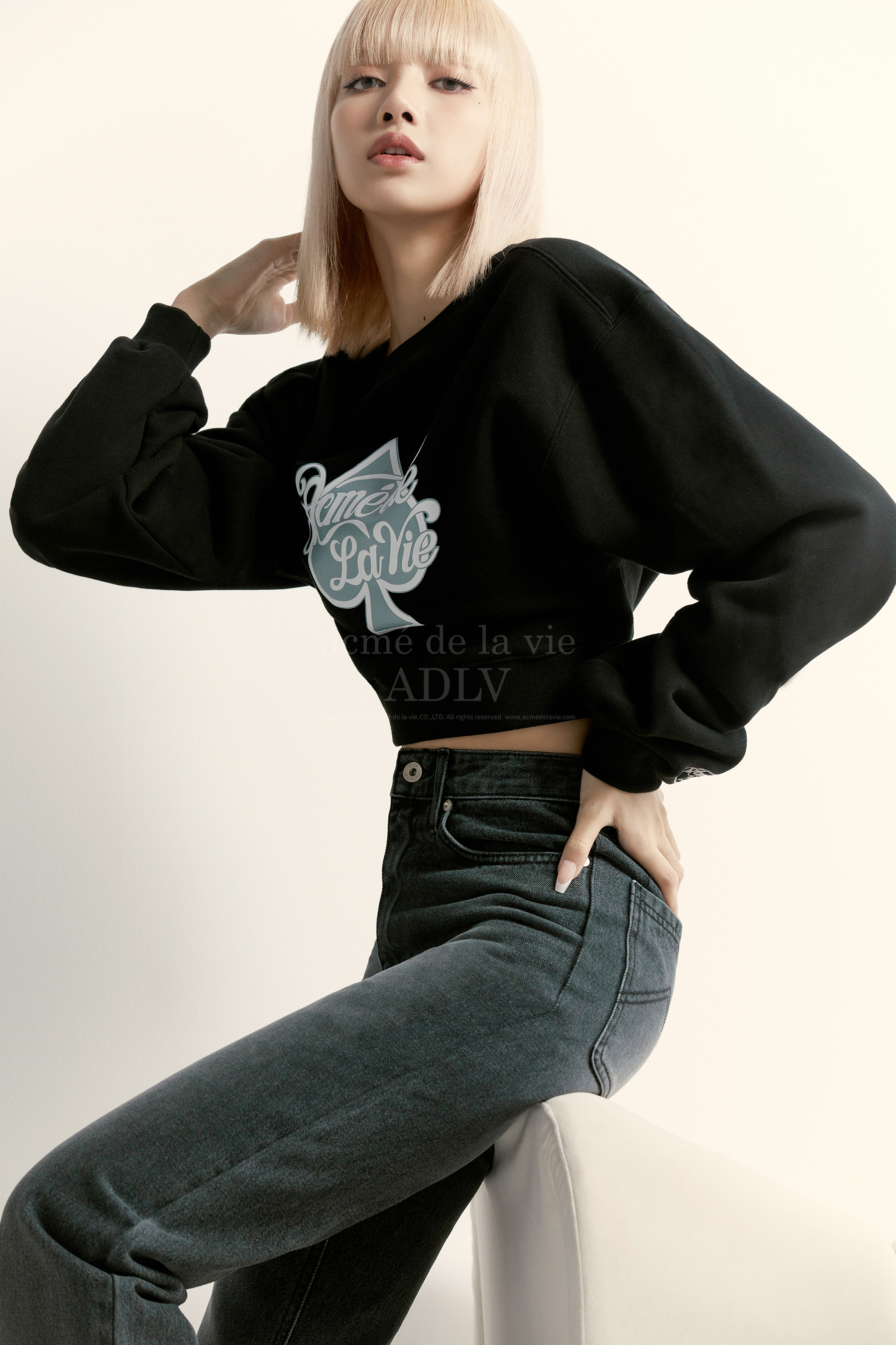 BLACKPINK Lisa acmé de la vie (ADLV) Korean Streetwear Brand