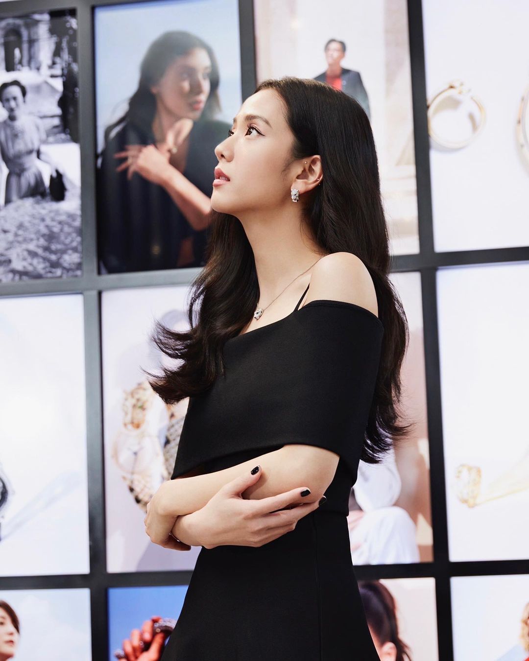 BLACKPINK JISOO Panthère de Cartier Tokyo Japan
